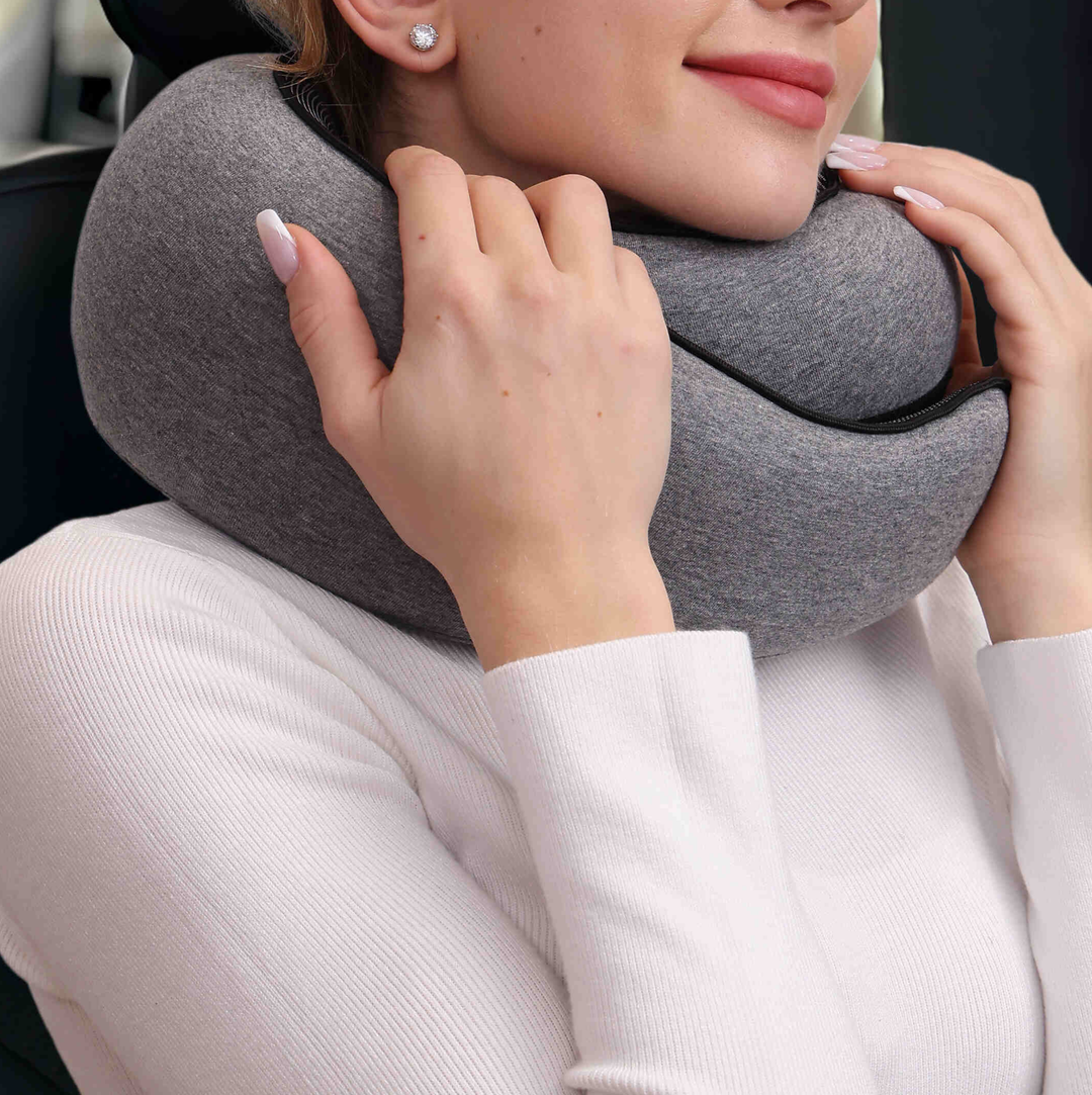 NeckHug - Adaptive Travel Support Pillow